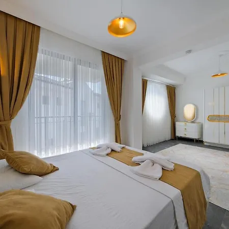 Villa Moonshine Duo Luxury Oasis In *
